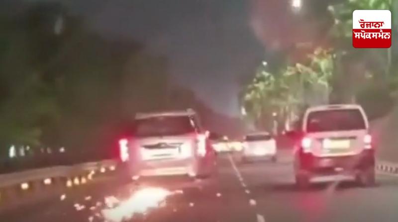 An out-of-control car crushed siblings riding a scooter in Lucknow Latest News in Punjabi