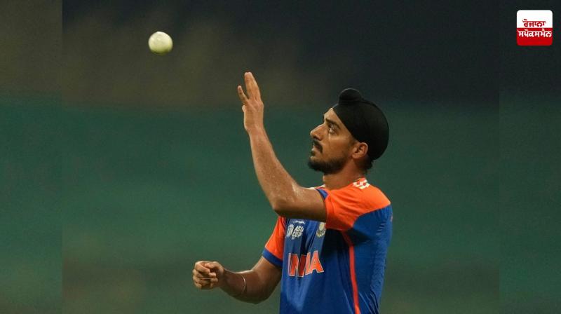 Arshdeep Singh Creates History, Scores a 'Special Century' in T20I Cricket Latest News in Punjabi 