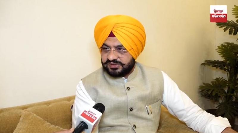 The changing appearance of village ponds will no longer cause water problems.