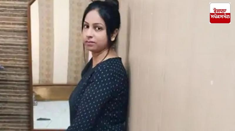 Heartbreaking incident, husband killed his wife with a sharp weapon