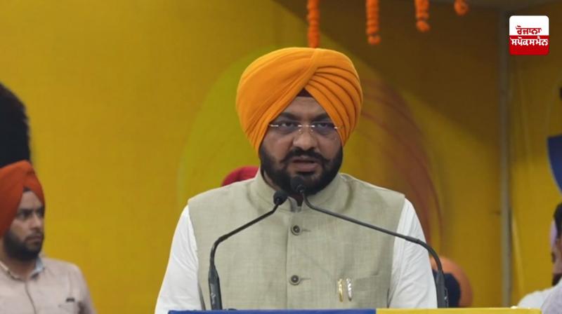 Minister Tarunpreet Saund 