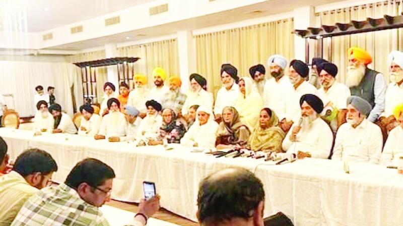 To make the revolt-party of the classical Akalis the champion of the sect or like the Badals Editorial