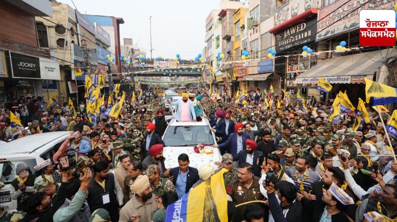 CM Bhagwant Singh Mann held a road show in Delhi
