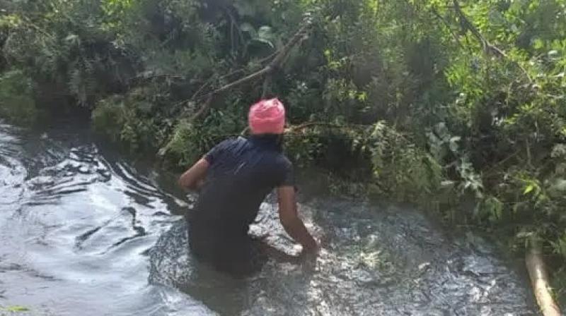  A breach in the canal of village Ahlupur, 40 acres of farmers' crops were destroyed