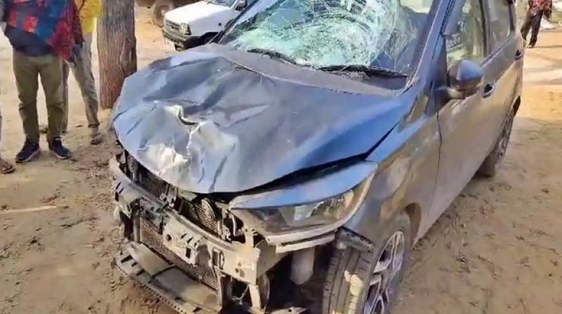 The youth was crushed by the car Haryana News in punjabi 