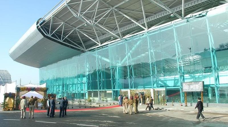 NRI arrested at Amritsar airport News in punjabi 