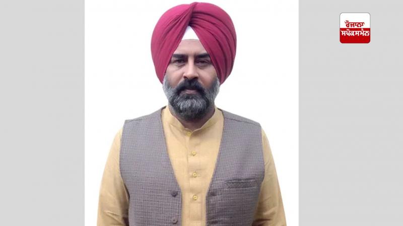 What kind of 'education revolution' is this of the Punjab Government?