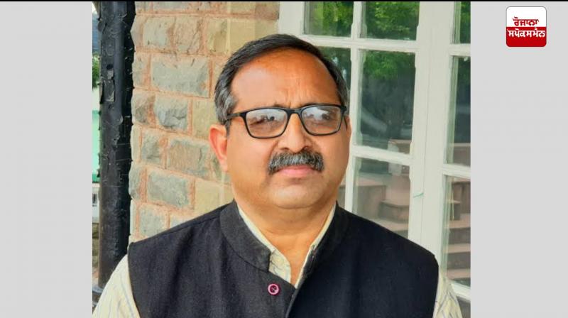 Harsh Vardhan is lying and his answers in the House have been proven to be false: Randeep Sharma