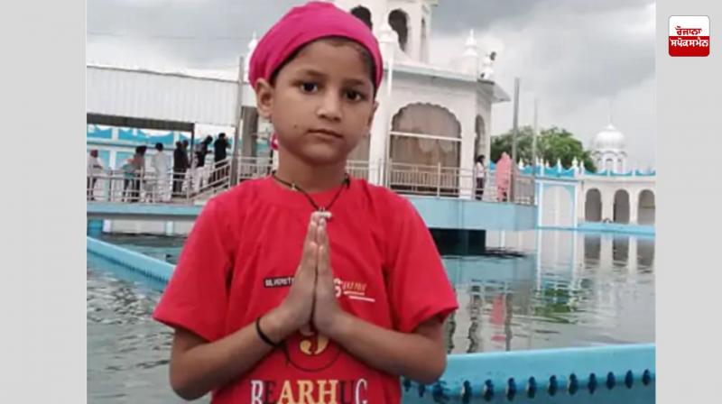 Child falls into gap between train and platform while getting off train