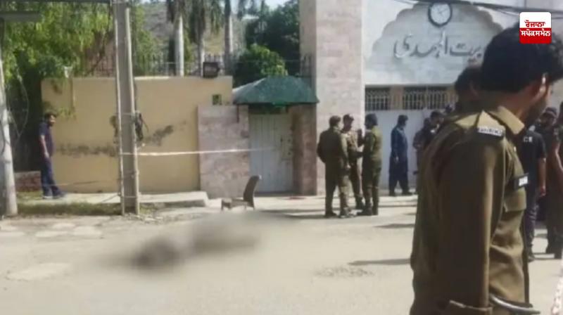 2 terrorist attacks in Pakistan