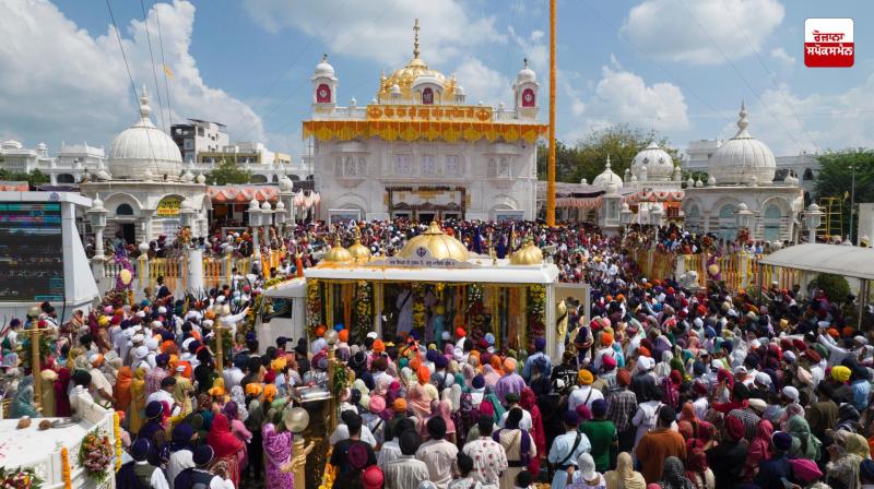 Gurtagaddi Gurpurab of Sri Guru Granth Sahib celebrated with great pomp at Sri Hazur Sahib - Dr. Vijay Satbir Singh