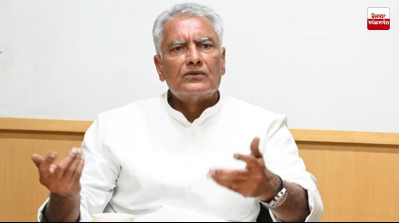 Gangsters are running a parallel government in Punjab: Sunil Jakhar