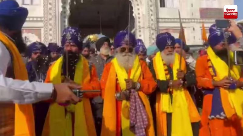 Nagar Kirtan, which started from Srinagar, was welcomed with Khalsa Jaho-Jalal by the Sangat of Jammu