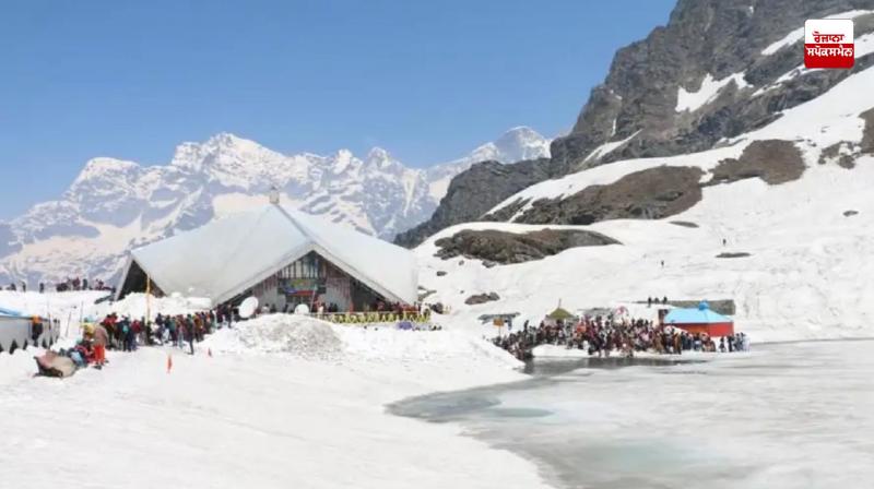 The reservoir of the holy Sikh pilgrimage site Hemkunt Sahib has completely filled up