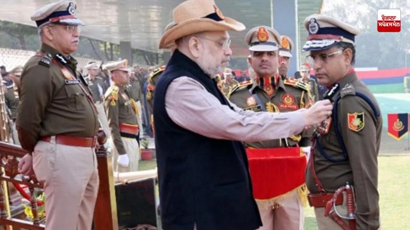 Chandigarh DGP Dr. Sagar Preet Hooda awarded with 'President's Medal'