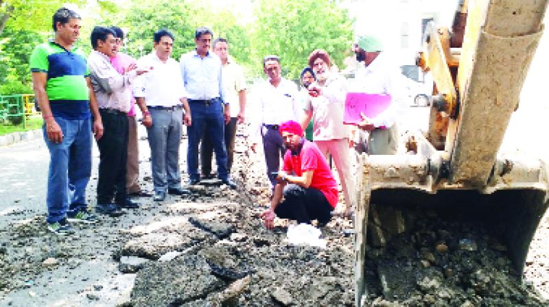 Residents of Phase 5 protested