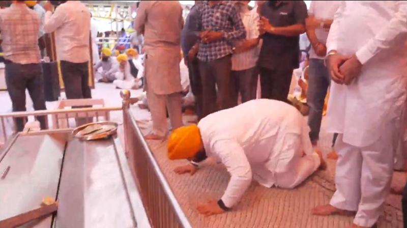 ਵਿਸਾਖੀ ਦੇ ਪਵਿੱਤਰ ਦਿਹਾੜੇ 'ਤੇ ਤਖ਼ਤ ਸ੍ਰੀ ਕੇਸਗੜ੍ਹ ਸਾਹਿਬਵਿਖੇ ਨਤਮਸਤਕ ਹੋਏ ਕੈਬਨਿਟ ਮੰਤਰੀ ਹਰਜੋਤ ਸਿੰਘ ਬੈਂਸ 