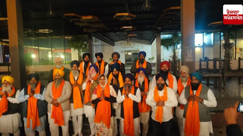 19 independent candidates who won in the 'Haryana Sikh Gurdwara Management Committee' elections formed 'Akal Panthak Morcha'