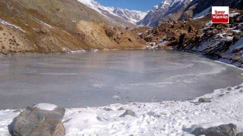 Snowfall in Himachal's Lahaul-Spiti, river frozen