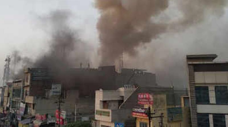 Khanna's showroom and godown fire