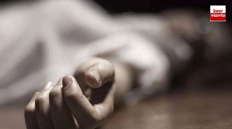 A 7th class student committed suicide after coming home from school