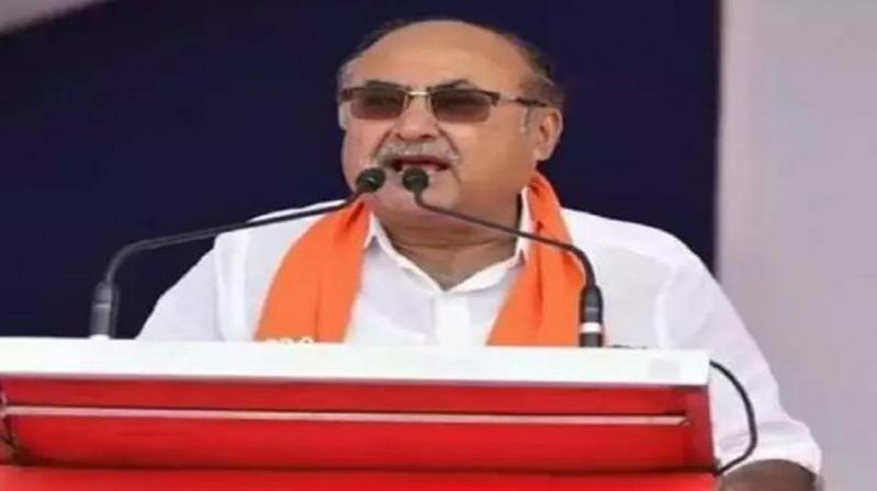  BJP MLA of Gujarat killed in moving train