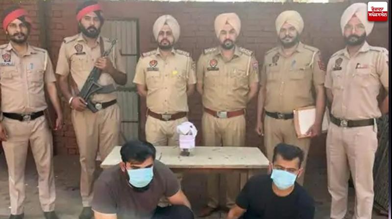 2 accused arrested with weapons