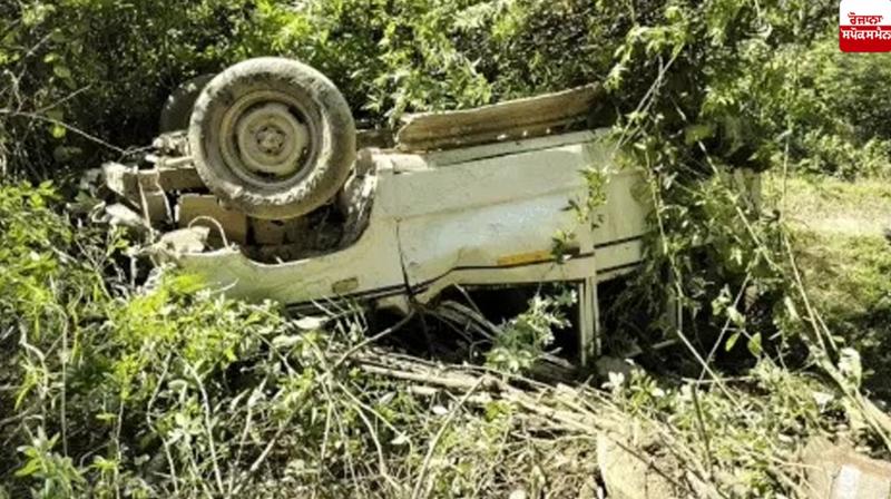 Tata Sumo falls into 30-meter deep gorge in Chamoli