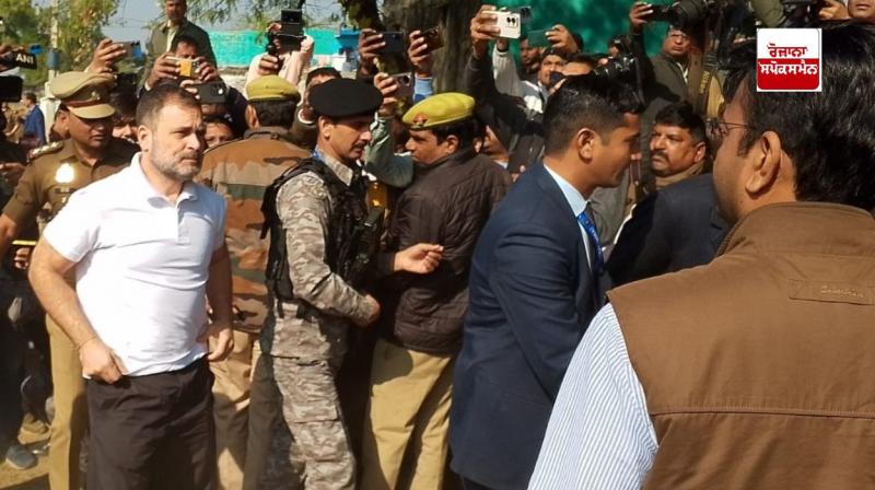 Congress leader Rahul Gandhi meets Hathras rape victim's family