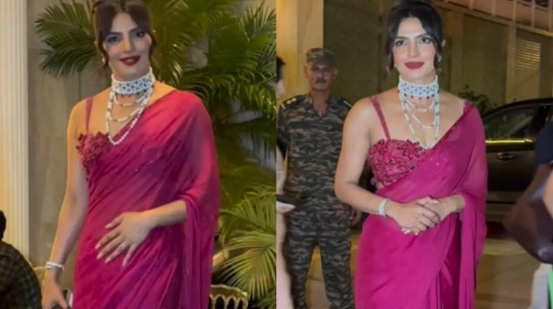 Priyanka Chopra's beautiful look in a magenta saree at her brother's wedding function