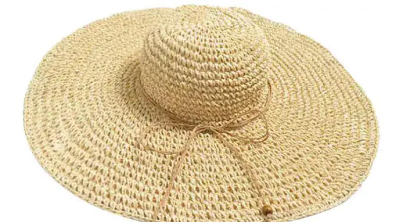 Fashion essentials for your next beach holiday