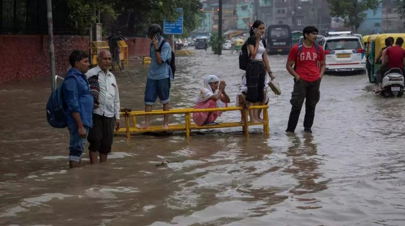 Delhi all government and private schools-will-be-closed-today-
