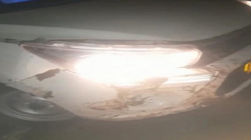 Car fell in the Dalla Canal of Ludhiana, hearing the noise, people saved the lives of 4 youths