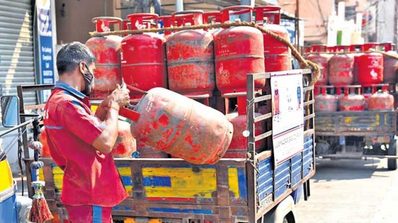  Inflation hits! Rs 50 increase in domestic LPG cylinder prices