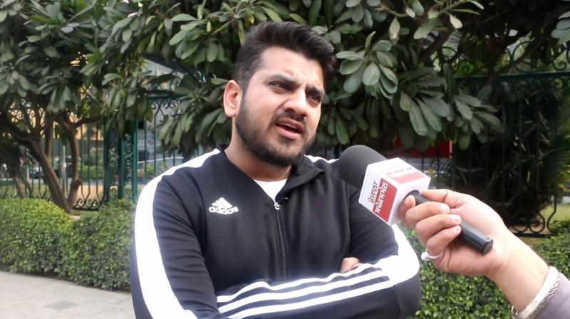 ਚੰਡੀਗੜ੍ਹ ਦੇ MP ਸਚਿਨ ਗਾਲਬ ਪੱਤਰਕਾਰਾਂ ਨਾਲ ਗੱਲਬਾਤ ਕਰਦੇ ਹੋਏ 