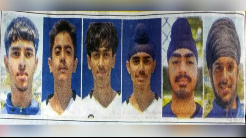 17 ਮੈਂਬਰੀ ਹਾਕੀ ਟੀਮ ’ਚ ਮਹਿਤਾਬ ਸਿੰਘ ਰਾਏ, ਅਨਮੋਲ ਝੋਲੀ, ਗੁਰਨੂਰ ਸਿੰਘ ਭੁੱਲਰ, ਗੁਰਸਹਿਜ ਸਿੰਘ ਜੌਹਲ, ਹਰਕਰਨਵੀਰ ਸਿੰਘ ਪਲਾਹਾ ਅਤੇ ਹਿਤੇਸ਼ਵਰ ਸਿੰਘ ਬਰਾੜ ਮੈਦਾਨ 'ਚ ਆਪਣੀ ਖੇਡ ਦੇ ਵਿਖਾਉਣਗੇ ਜੌਹਰ