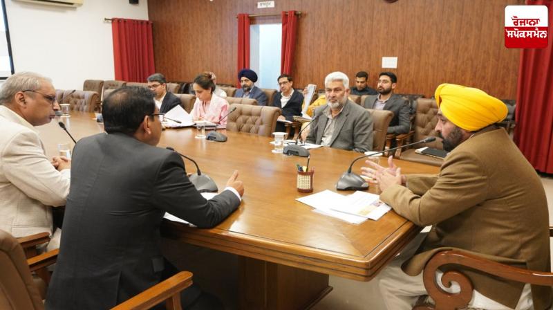 CM asks officials to expedite process of shifting foodgrain stocks to face future problems