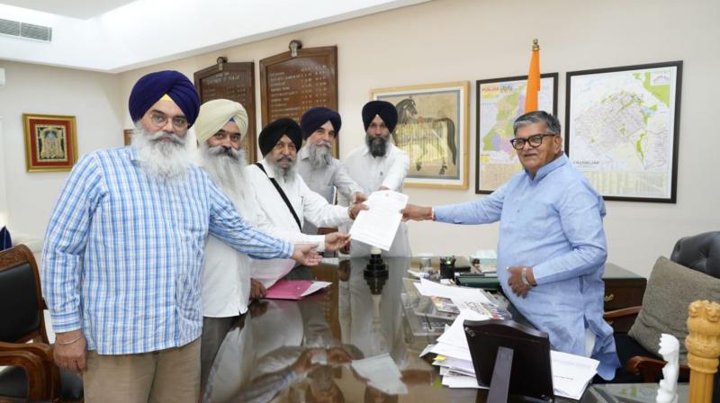 Panthic representatives submitted a memorandum to the Governor of Punjab regarding the release of Amritpal and human rights