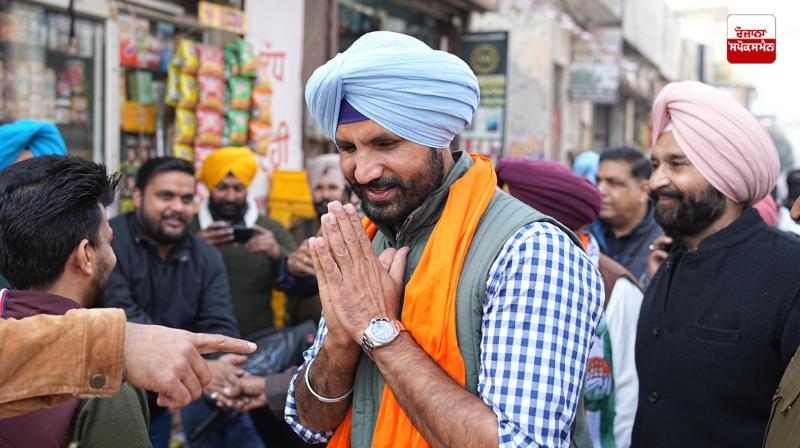ਨਗਰ ਨਿਗਮ ਚੋਣਾਂ ਤੋਂ ਪਹਿਲਾਂ 5 ਦਿਨਾਂ ’ਚ 75 ਮੀਟਿੰਗਾਂ ਨਾਲ ਰਾਜਾ ਵੜਿੰਗ ਤੇ ਅੰਮ੍ਰਿਤਾ ਵੜਿੰਗ ਕਾਂਗਰਸ ਦੀ ਗਤੀ ਨੂੰ ਹੋਰ ਤੇਜ਼ ਕੀਤਾ