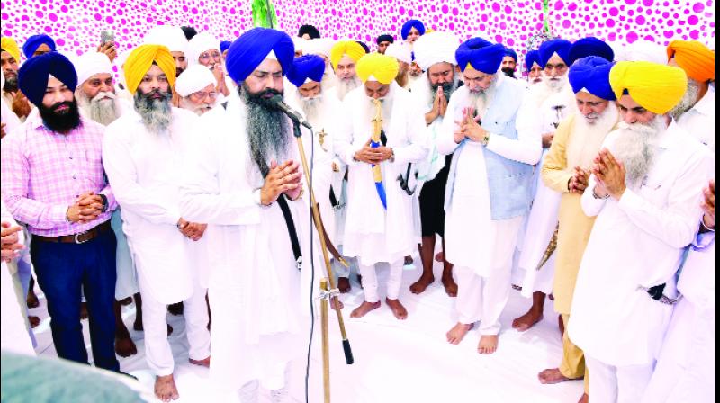 During Ardas Bhai Gobind Singh Longowal and others 