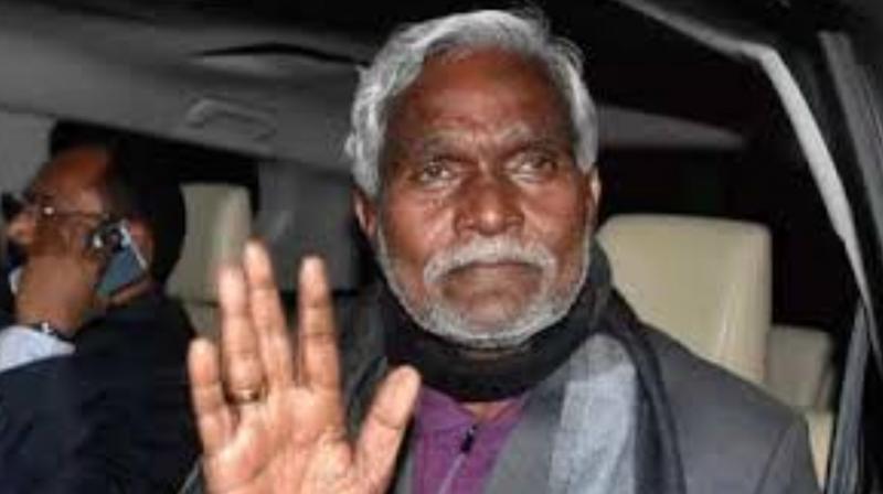 Champai Soren reached Delhi amid speculations of joining BJP