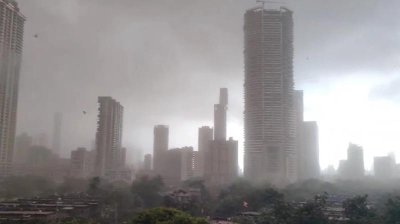 Massive Dust Storm, Season's First Rain In Mumbai