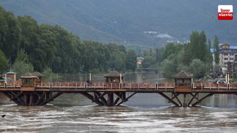 Sudden increase in water level of Jhelum News in punjabi 