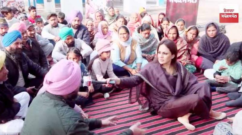 In the presence of a spokesperson, the people of Ramgarh village openly expressed their pain