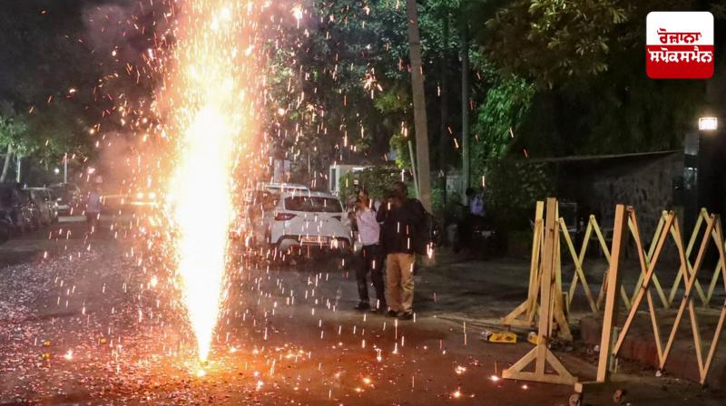 Ban on production, sale and use of firecrackers till January 1 in Delhi News