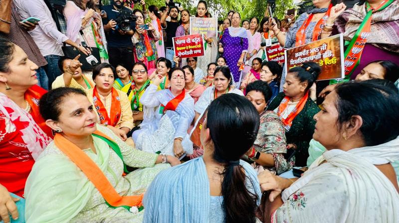 Protest led by Jai Inder Kaur against the Punjab government for deteriorating law and order in Punjab
