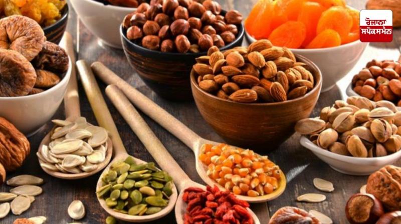 Eating too many dry fruits is harmful to health