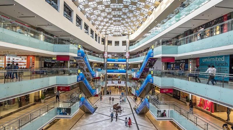 Threat of blowing up two big malls with bombs, police investigation started