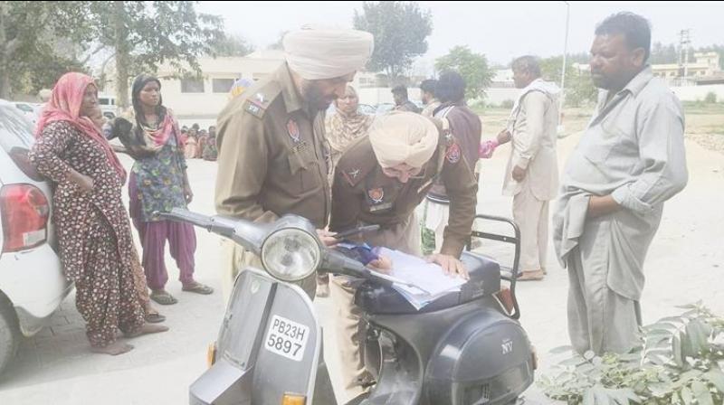  Drunken uncle threw nephew into canal, death