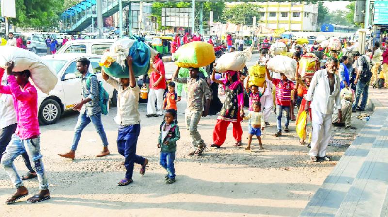 Attack on north Indians in Gujarat, 20,000 people flee from the state?